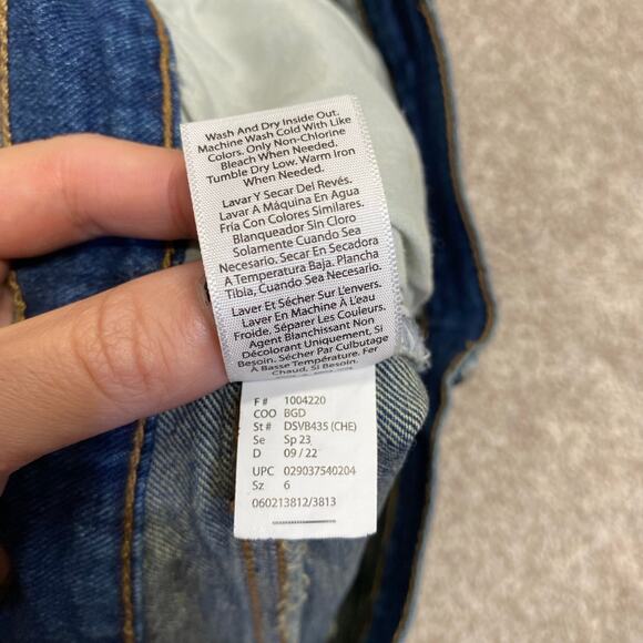 Sofia Jeans Stretch Denim Distressed Cutoff Chi Shorts 6 Frayed Hem Highwaisted - Picture 12 of 12